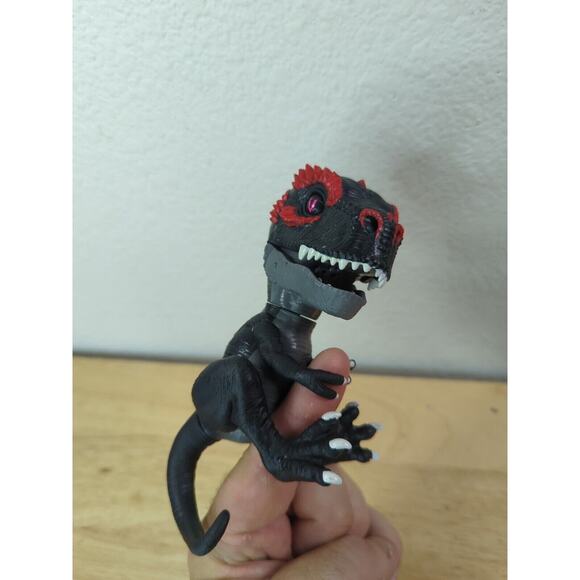 Jurassic World Fingerlings Untamed Raptor Dinosaur Lot 2017 Wowwee - Picture 1 of 5